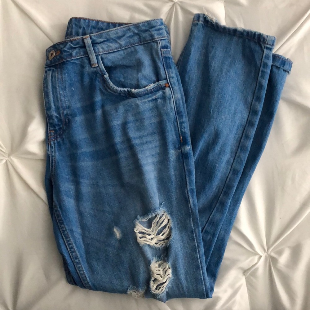 ZARA distressed boyfriend jeans